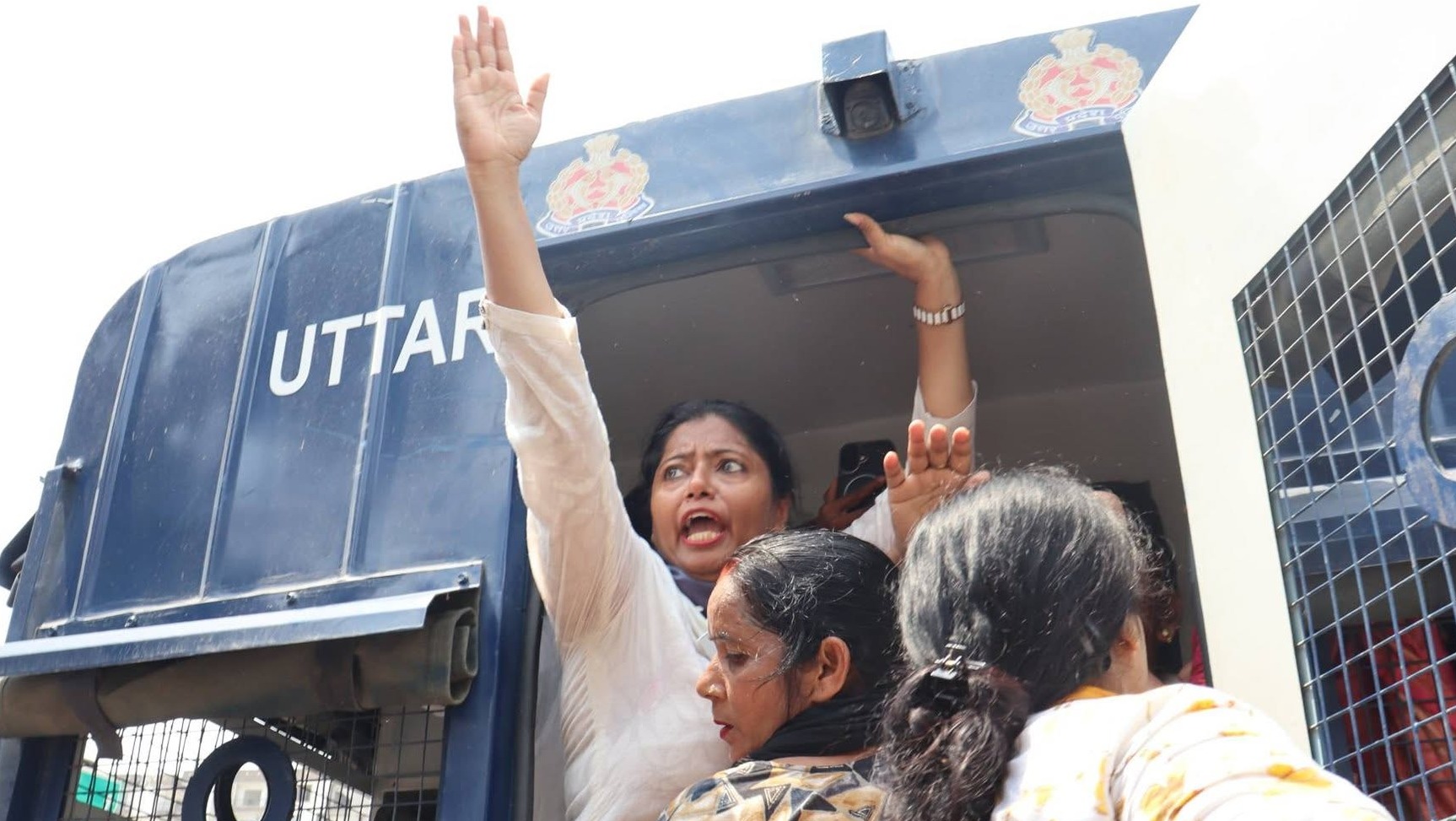 काशी क्षेत्र की 71 विधानसभा सीटों पर कुर्मी मतों के जरिए मोदी को घेरने की कोशिश